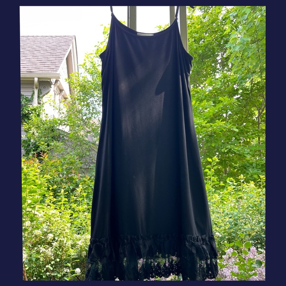 Boo Radley Lace Trimmed Slip - Picture 1 of 5